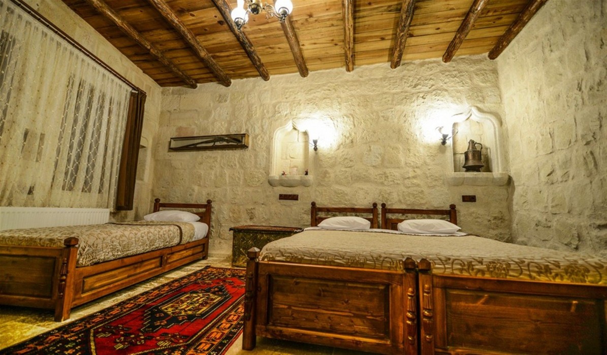 Elysee Cave House 25/100