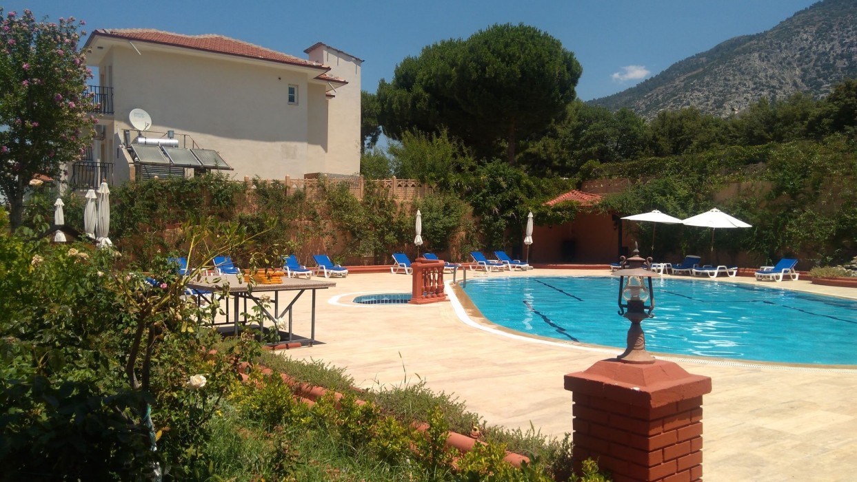 Boncuklu Otel 25/45
