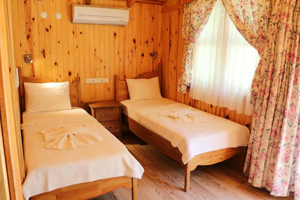 Adrasan River Hotel 8/15