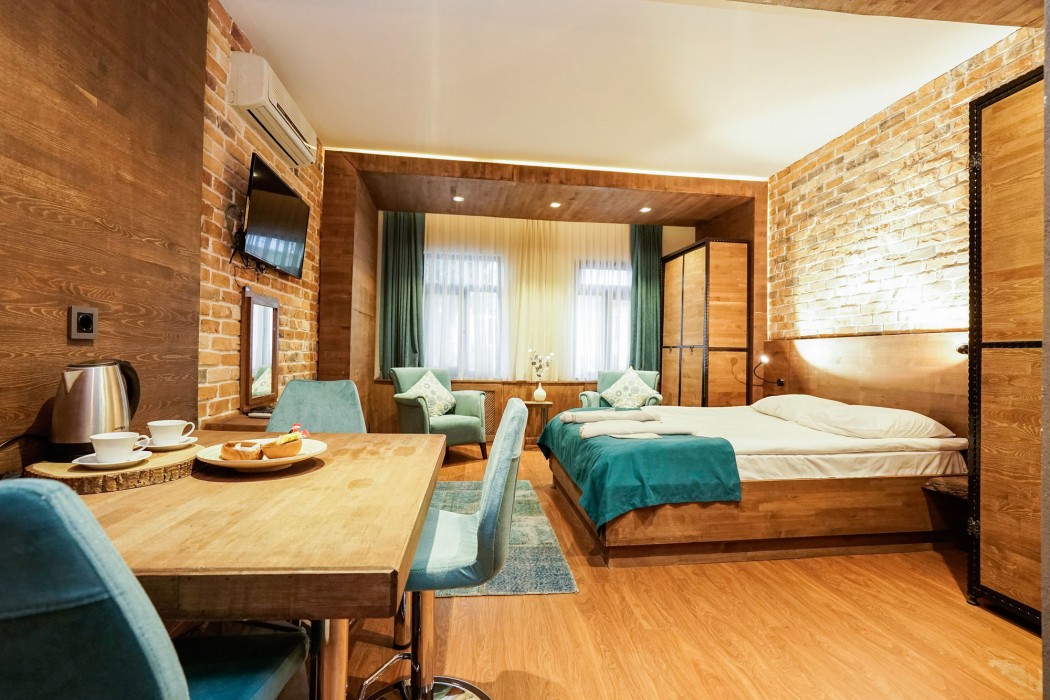 Cube Suites 29/100