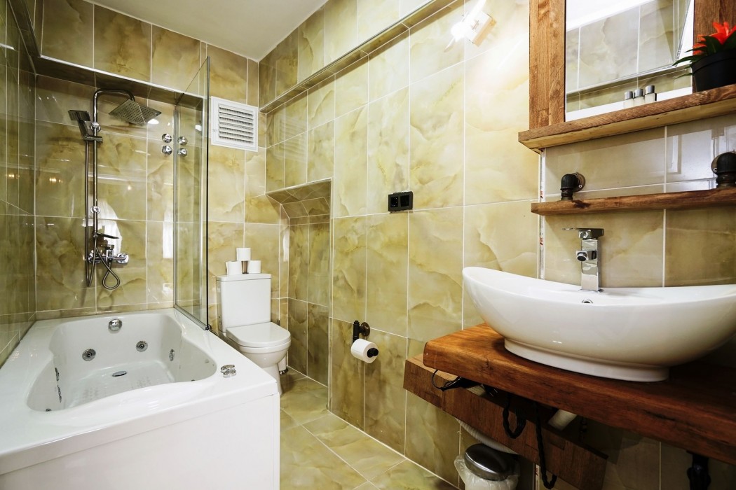 Cube Suites 48/100