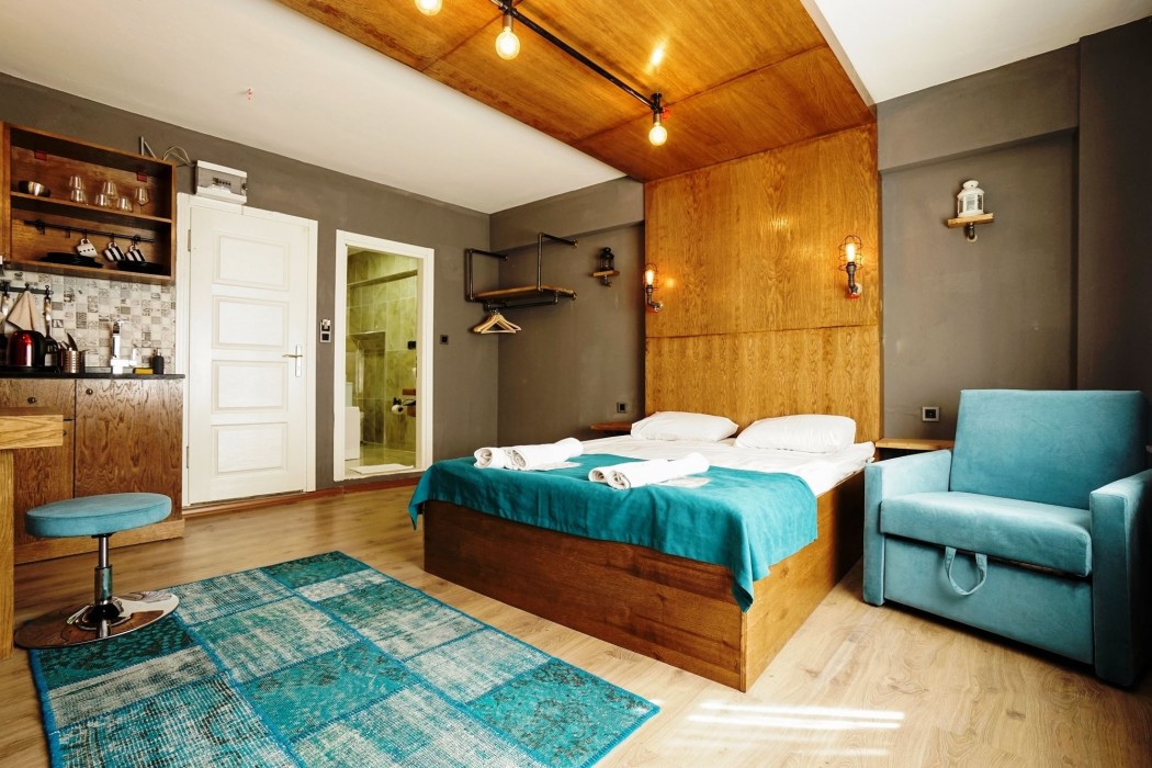 Cube Suites 58/100