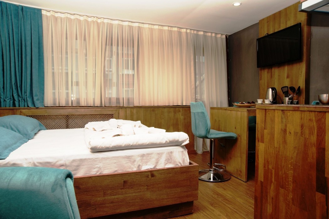 Cube Suites 45/100