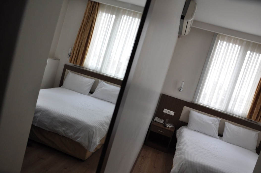 Hivas Hotel 10/19