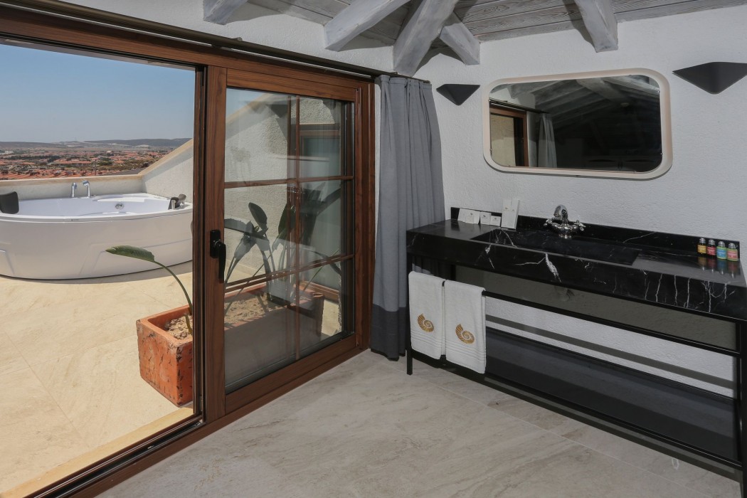 Avalon Boutique Hotel & Suites 24/59