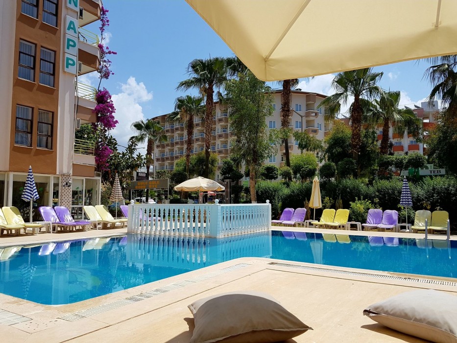 Palmen Apart Hotel 48/100