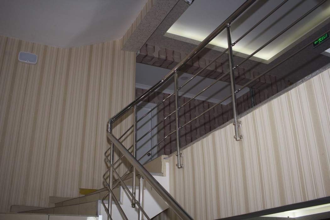 Peracity Hotel 30/99