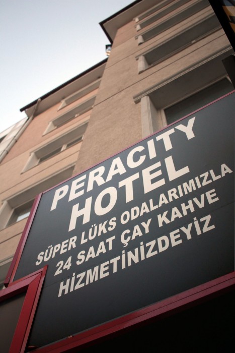Peracity Hotel 64/99