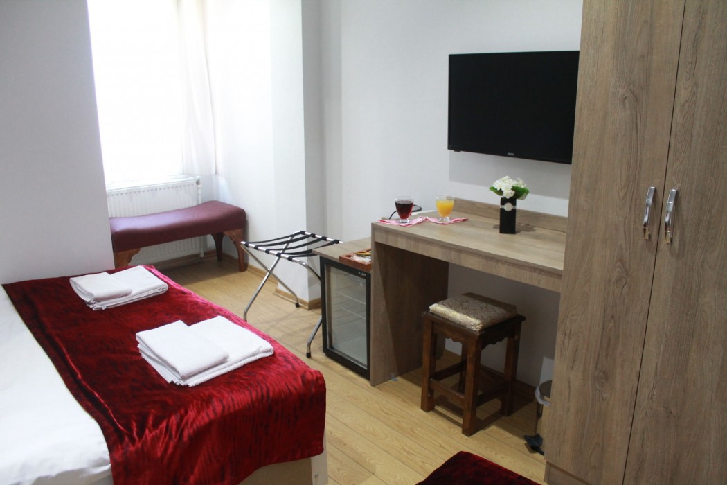 Abisso Hotel 33/54
