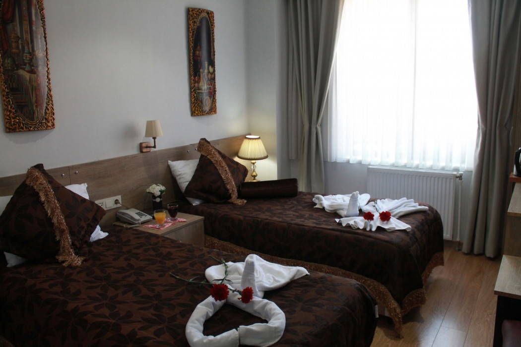 Abisso Hotel 12/54