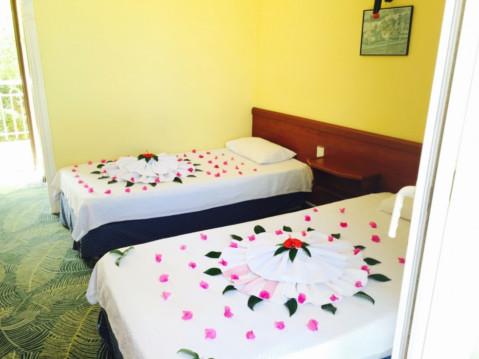 Hotel Paradise 1/3