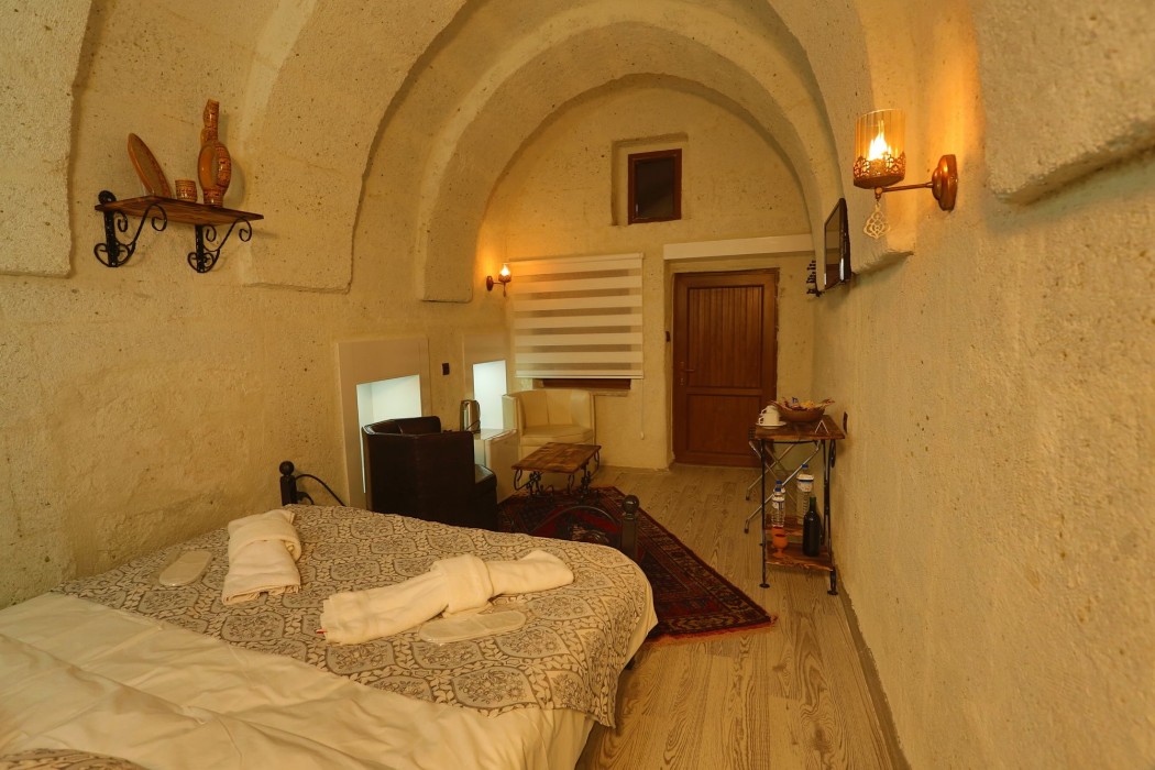 Sakli Cave House 67/100