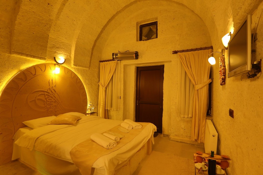 Sakli Cave House 23/100