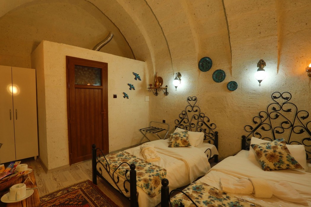 Sakli Cave House 27/100