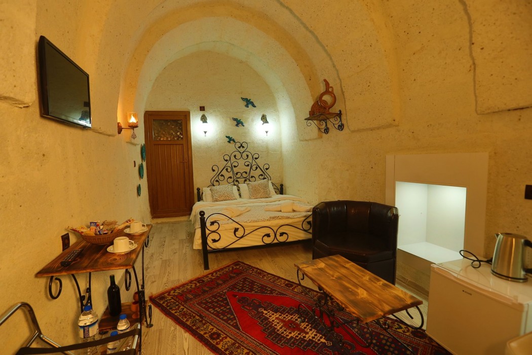 Sakli Cave House 25/100