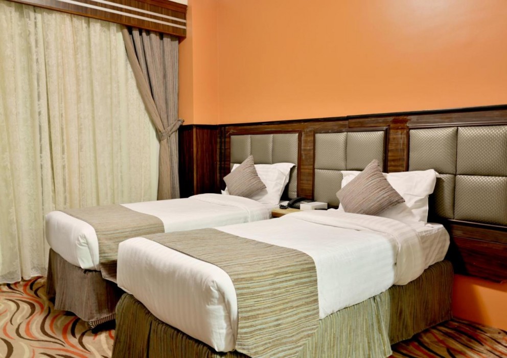 حياة بلازة(Hayat Plaza Hotel) 13/55
