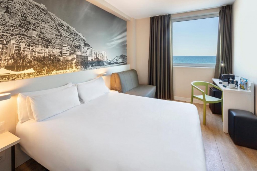 B&B HOTEL Alicante 8/26