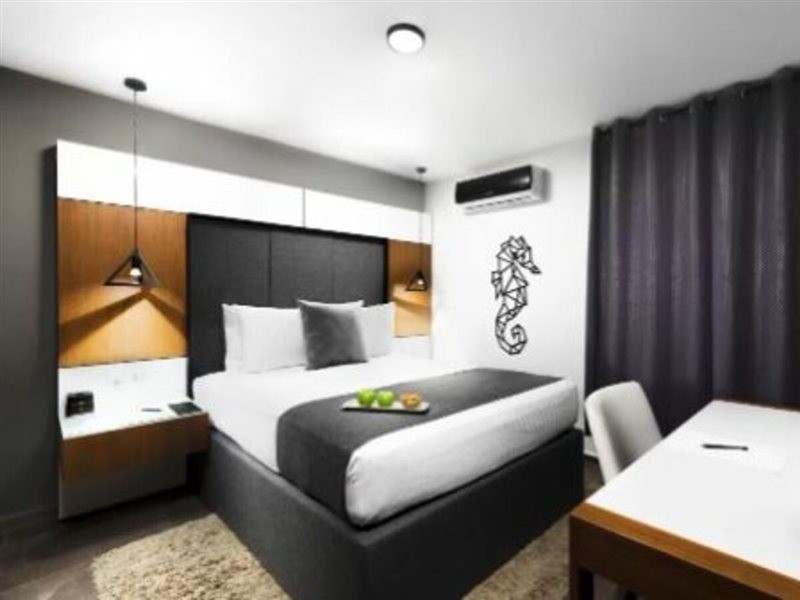 Seven Boutique Apartments photo3