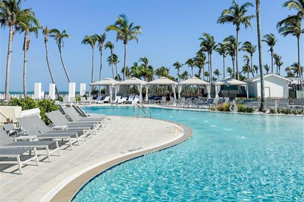 South Seas Resort 50/85