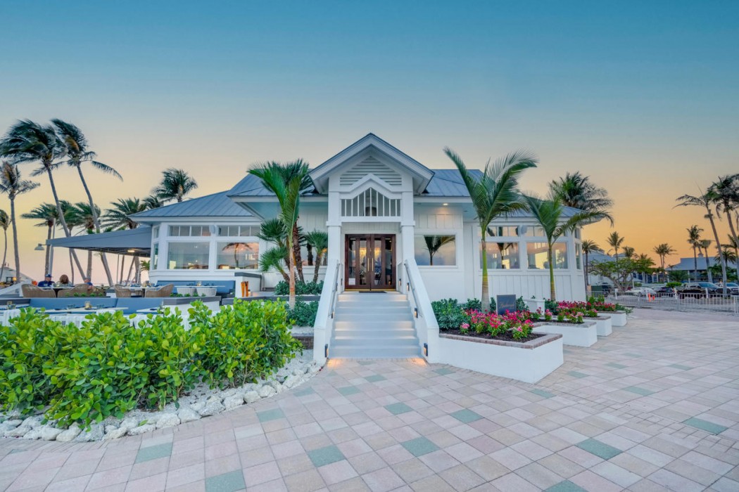 South Seas Resort 40/85
