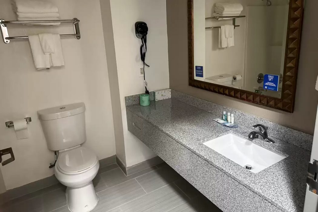 Quality Inn Inn Hazlehurst, MS 10/28