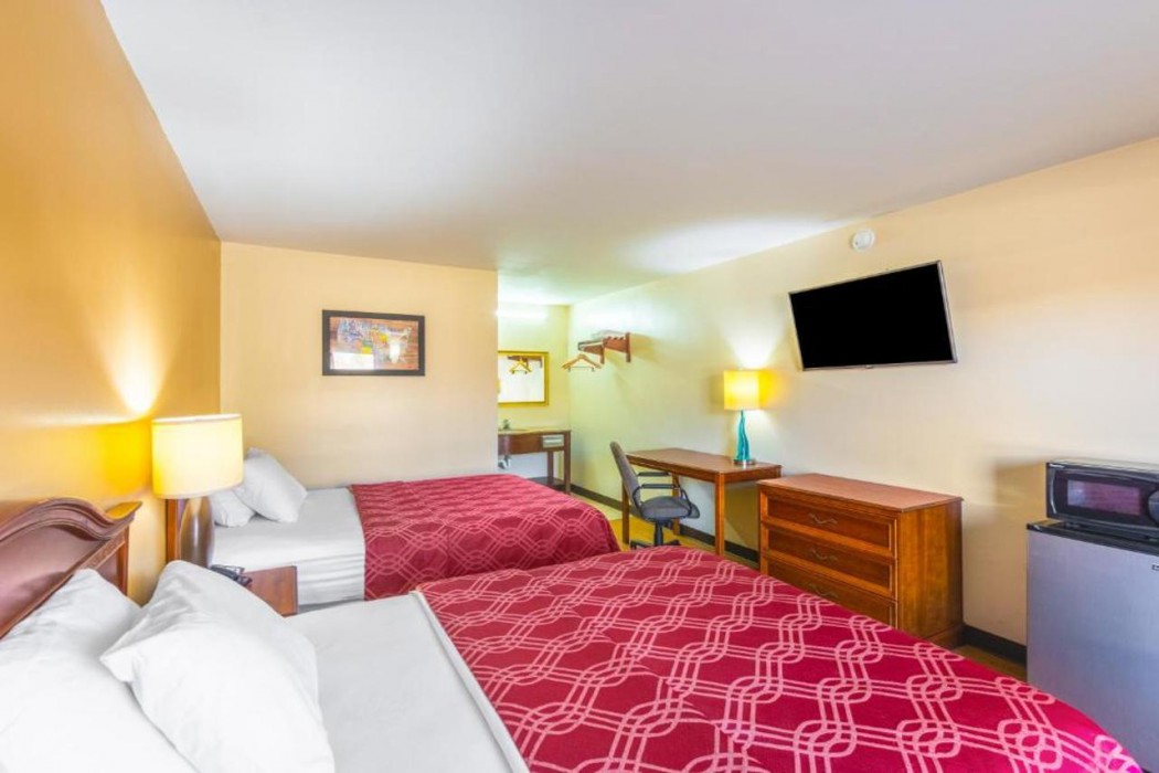 Econo Lodge Gaffney 8/34