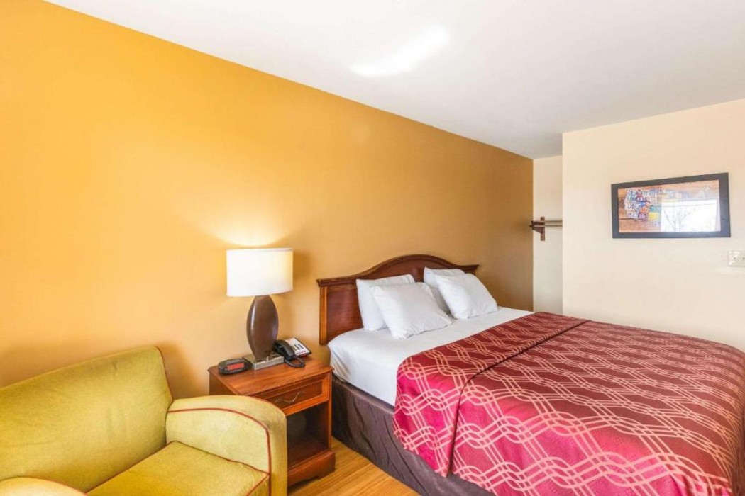 Econo Lodge Gaffney 18/34
