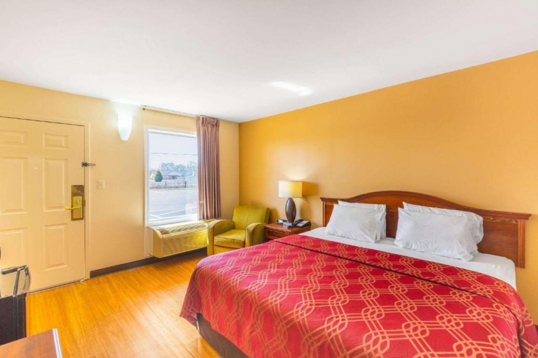 Econo Lodge Gaffney 5/34