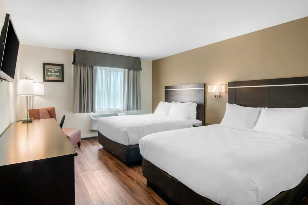 Econo Lodge Inn & Suites Springfield Main Street 7/63