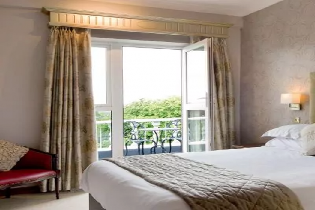 Fitzpatrick Castle Hotel 10/63