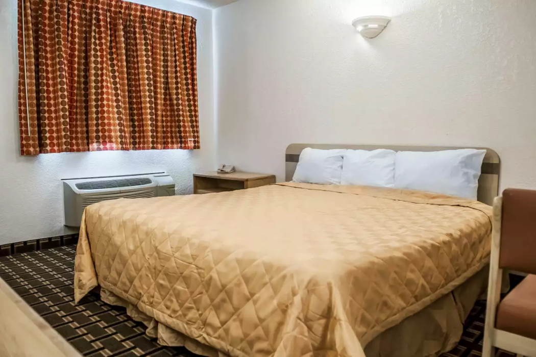 Rodeway Inn Albuquerque NM 14/30