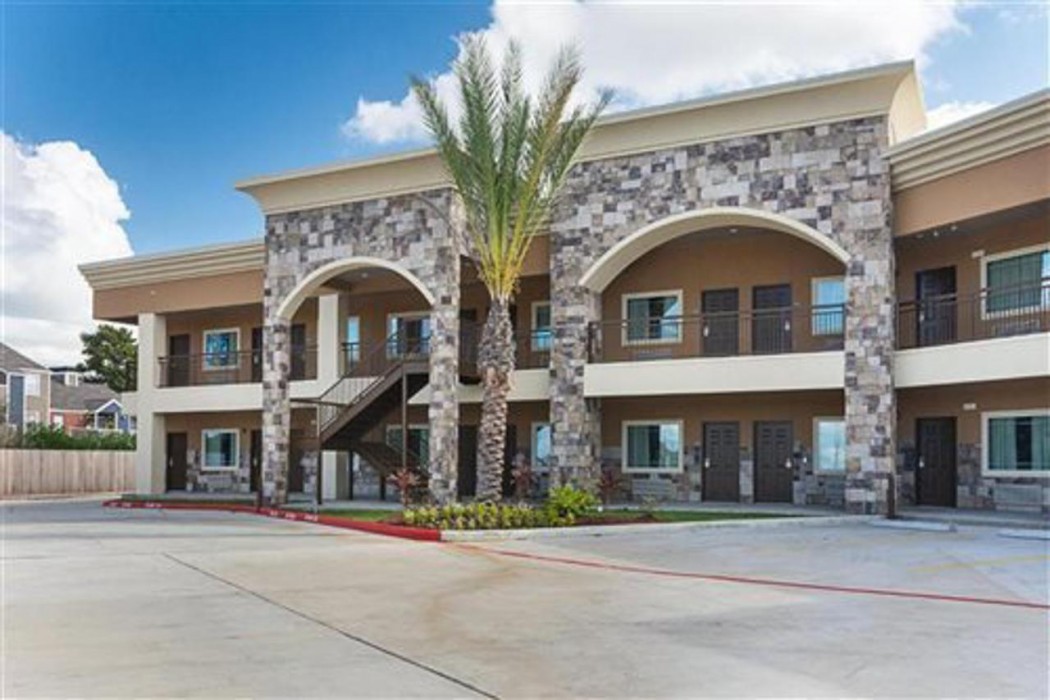 Econo Lodge Inn and Suites Houston NW-Cy-Fair photo5