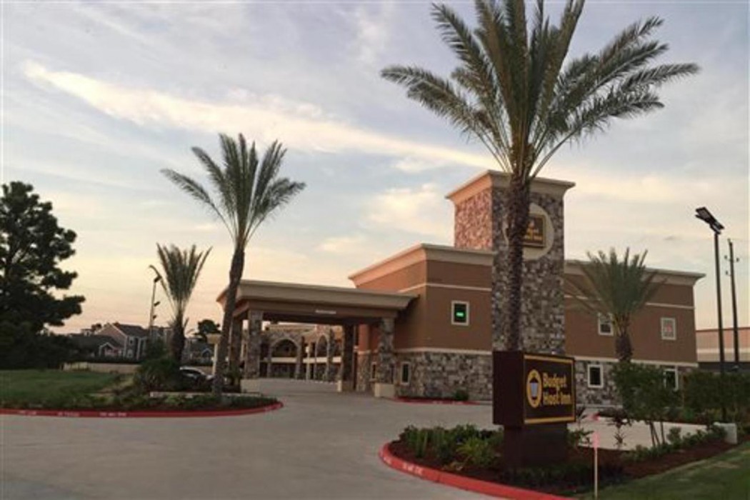 Econo Lodge Inn and Suites Houston NW-Cy-Fair photo3