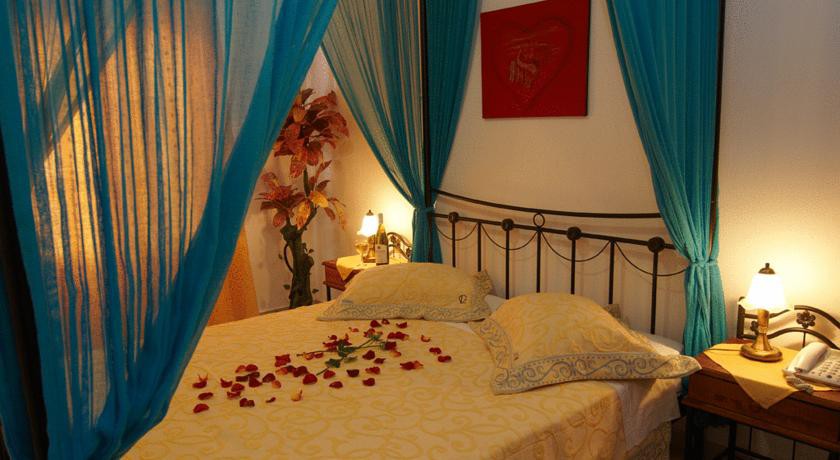 Breaq Santorini Hotel (Ex Margarita Hotel Santorini) 8/53