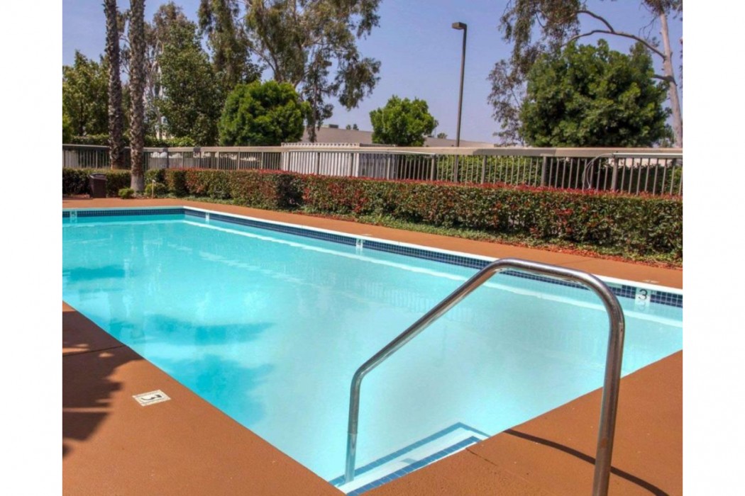 Quality Inn Riverside Near UCR and Downtown 16/32