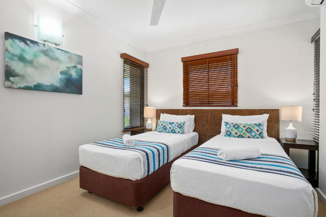 Blue Lagoon Resort 16/60