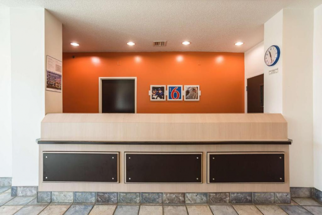 Motel6 Dale, IN 6/45