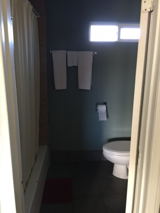 Deluxe Motel 11/17