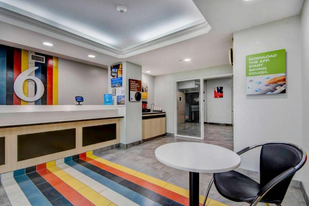 Motel6 San Antonio, TX - Sea World North 7/60