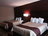 Evergreen Inn Suites Portland 21/48