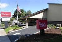 Evergreen Inn Suites Portland 35/48
