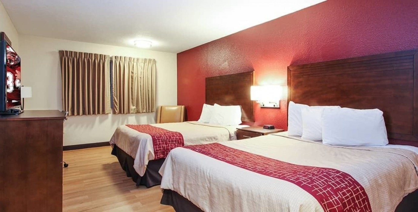 Evergreen Inn & Suites Portland photo4