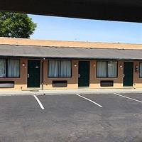 Express Inn 9/34