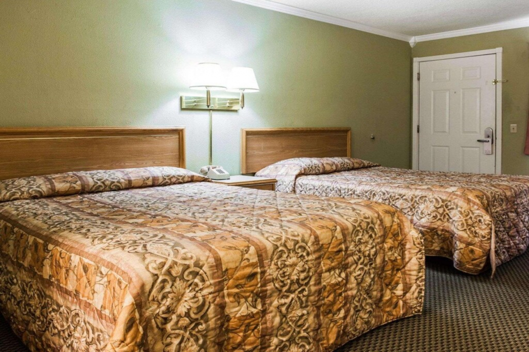 Capital O Stevenson Inn Riverside 11/49