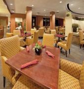 Holiday Inn Express & Suites Phoenix - Midtown 18/54