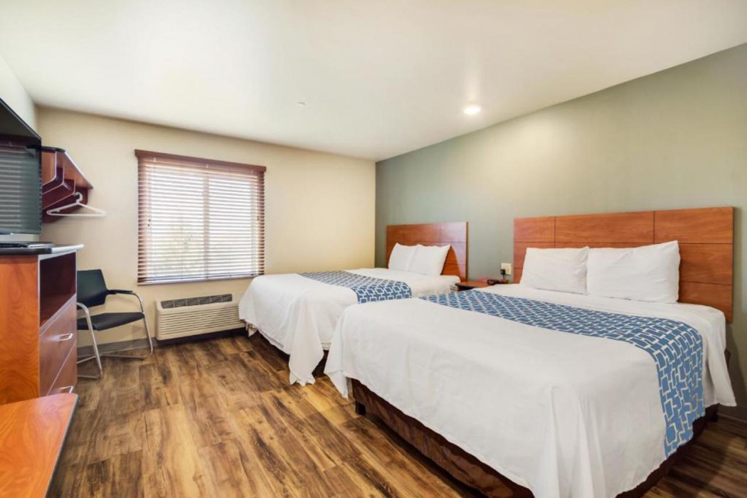 Econo Lodge Burlington I-70 9/21