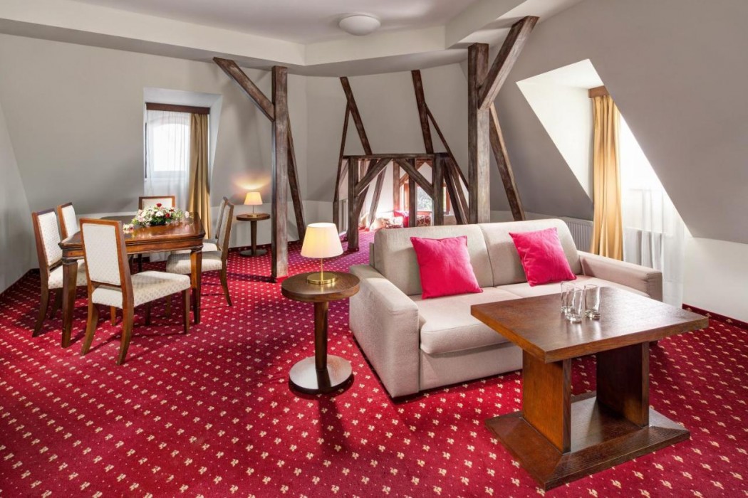 Clarion Grandhotel Zlaty Lev 14/40