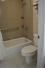 Vero Beach Inn & Suites 23/79