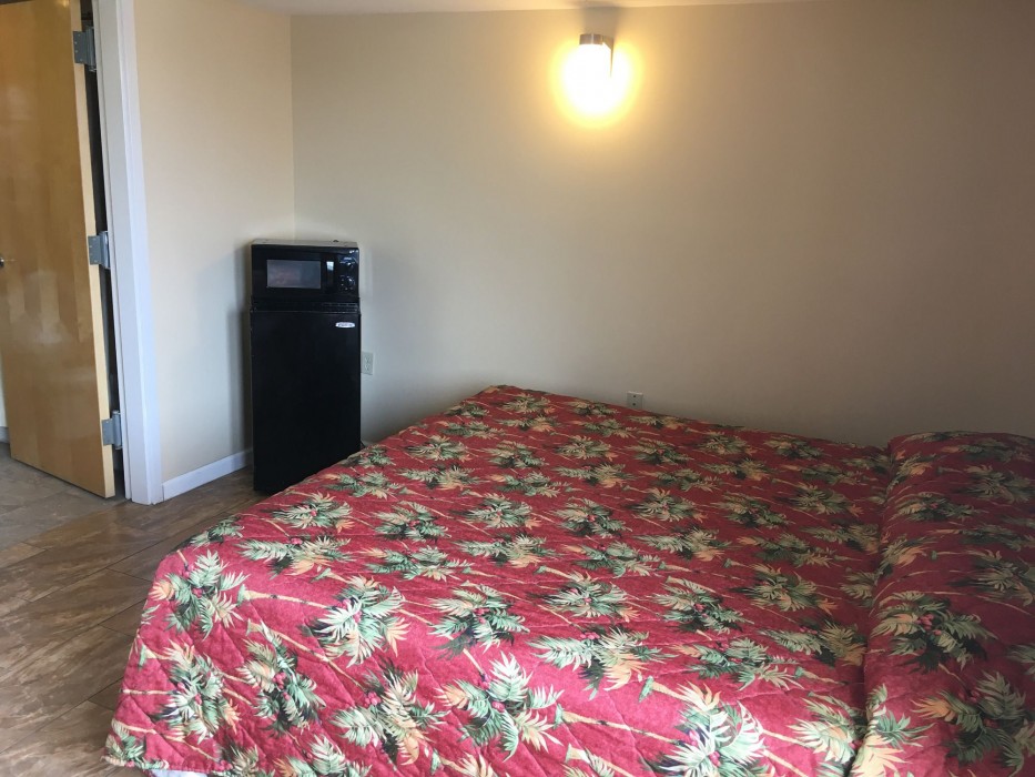Sea Palace Motel 53/94