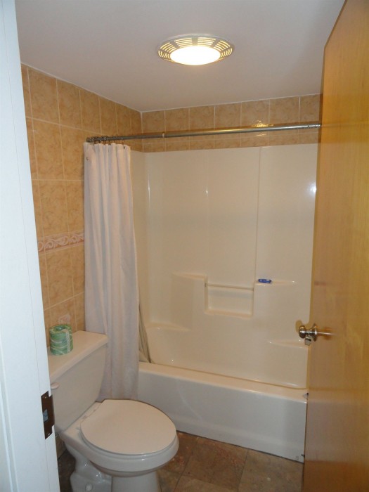 Sea Palace Motel 19/94